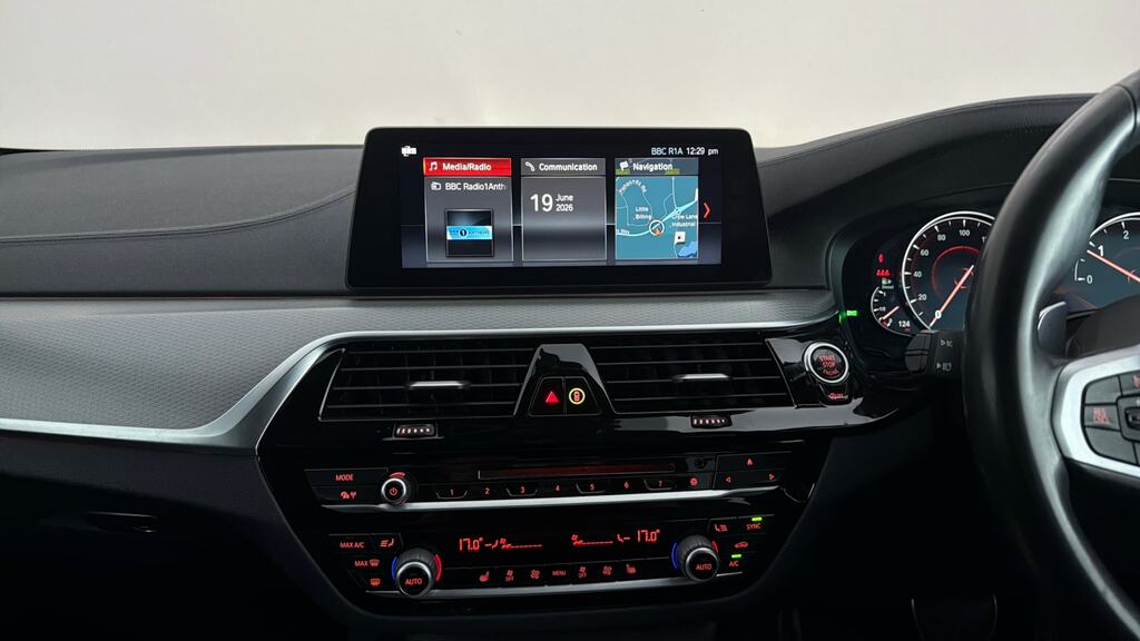 BMW 5 Series 520D M Sport White #7