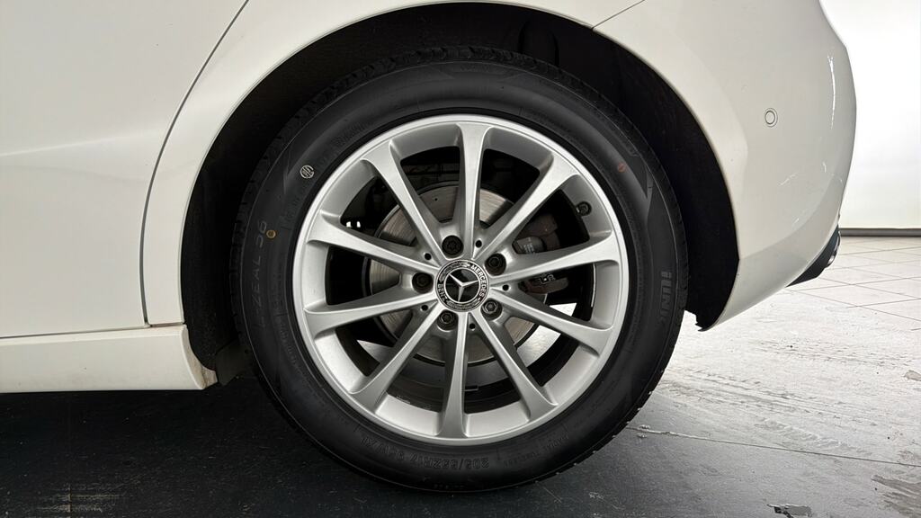 Mercedes-Benz A Class 1.5 A 180 D Amg Line Executive 114 Bhp Black #25