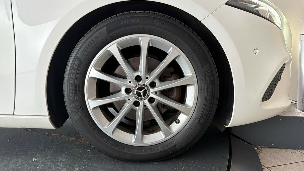 Mercedes-Benz A Class 1.5 A 180 D Amg Line Executive 114 Bhp Black #23