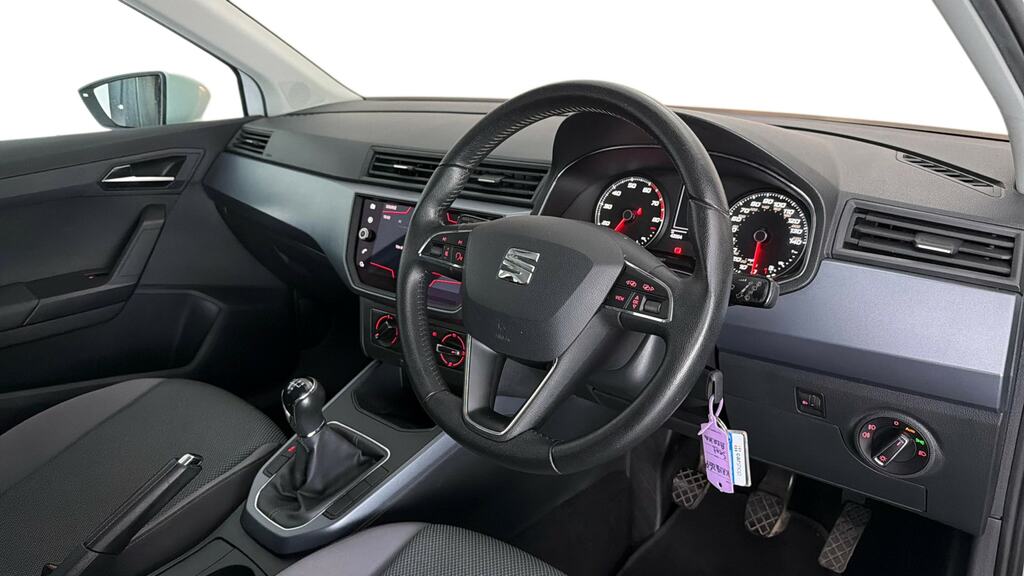 Seat Arona 1.0 Tsi 115 Fr Ez Grey #9