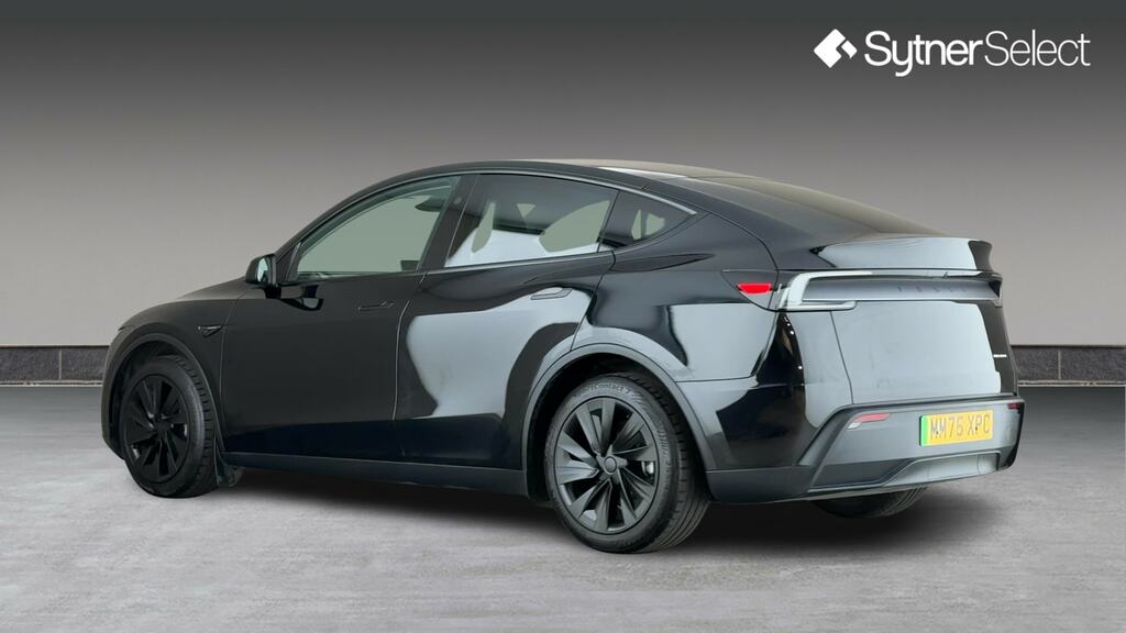 Tesla Model Y Long Range Awd Black #2