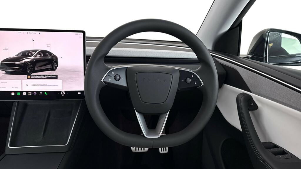 Tesla Model Y 62.5Kwh Suv Rwd 298 Ps Red #8
