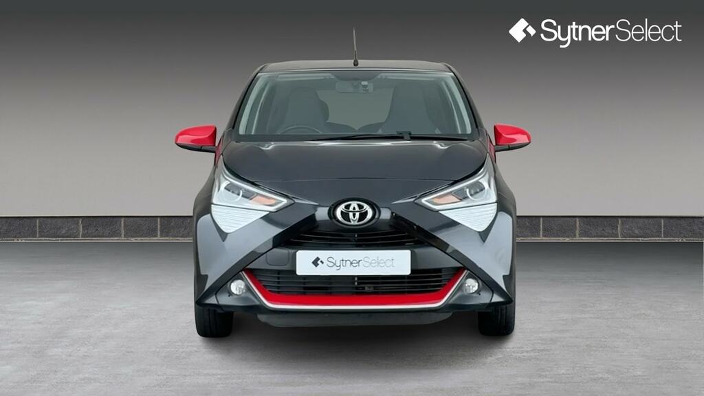 Toyota Aygo 1.0 Vvt-i X-trend X-shift Black #4