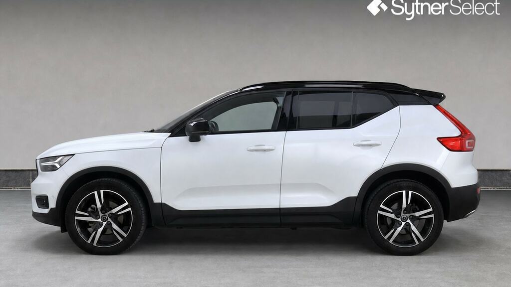 Volvo XC40 1.5 T3 163 R Design White #6