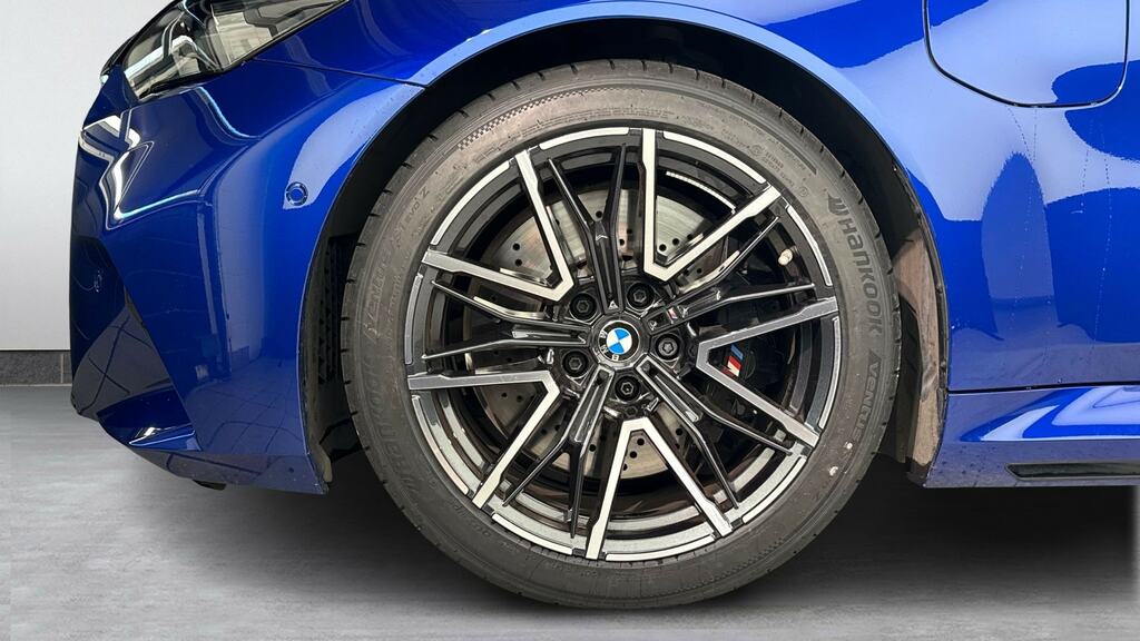 BMW M5 Saloon Blue #14