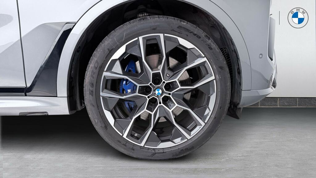 BMW X7 M Sport Black #13