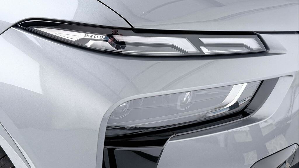 BMW X7 M Sport Black #22
