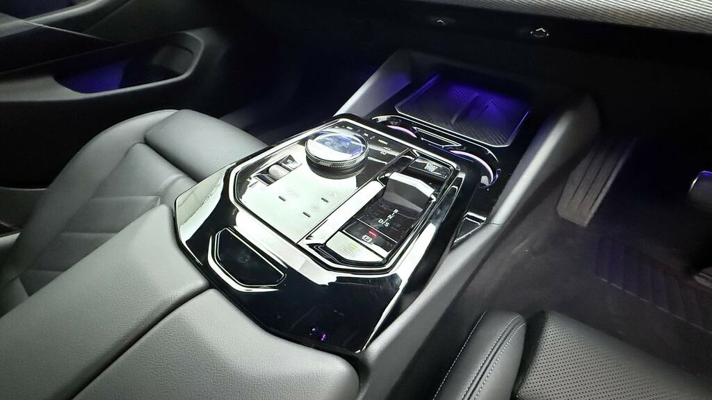 BMW 5 Series 530E M Sport Grey #9