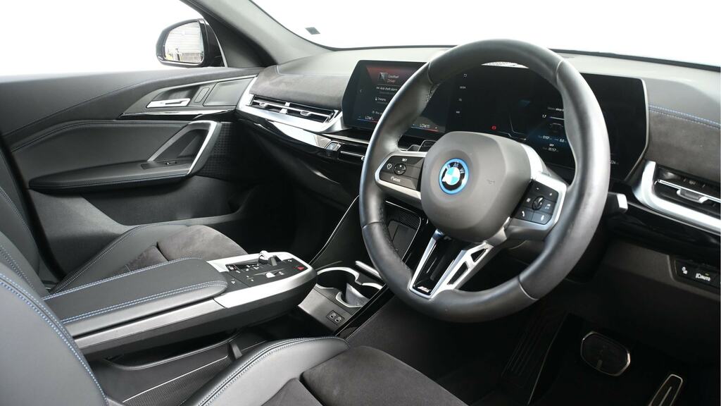BMW iX2 150Kw Edrive20 Shadow Ed 65Kwh Tech Black #6