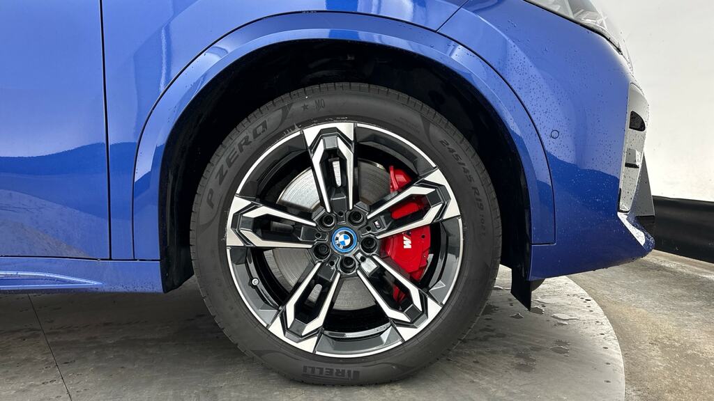 BMW iX2 Suv Grey #14