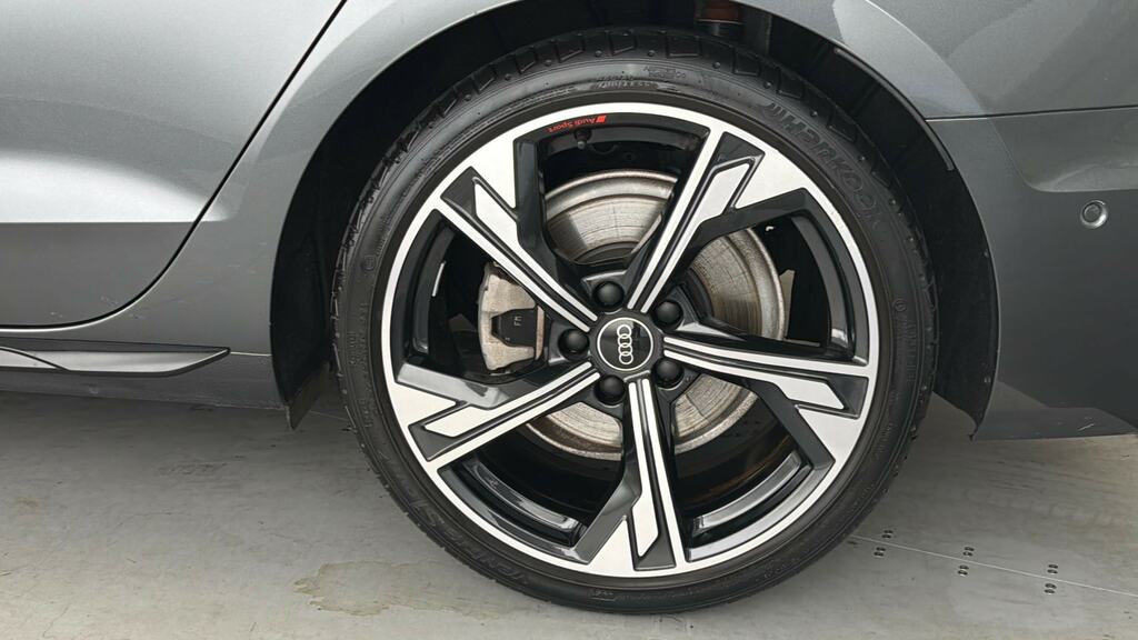 Audi A4 Avant 40 Tfsi 204 Black Edition S Tronic Tech Pack Grey #5