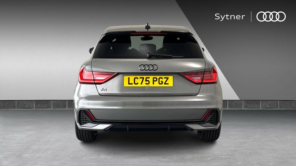 Audi A1 25 Tfsi Sport S Tronic Black #8