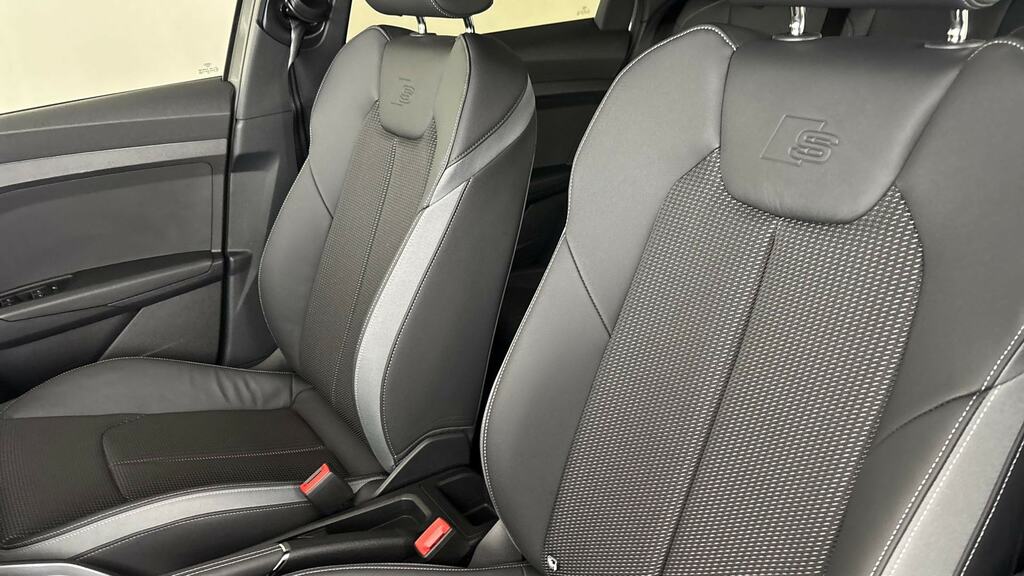Audi A1 25 Tfsi Sport S Tronic Black #15