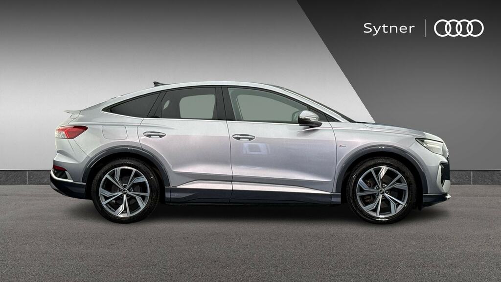 Audi Q4 E Tron 150Kw 40 82.77Kwh Launch Edition BG71UVL Silver #4