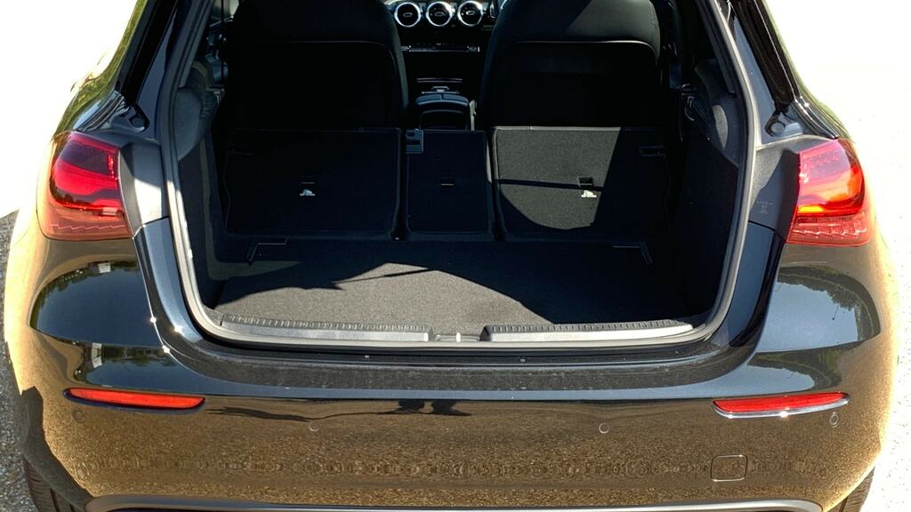 Mercedes-Benz A Class A180 Amg Line Executive Silver #17