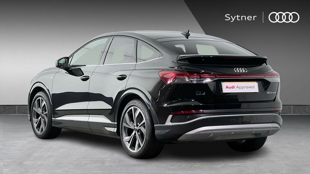 Audi Q4 E Tron 150Kw 40 82.77Kwh Launch Edition Black #3