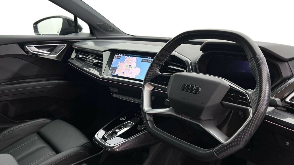 Audi Q4 E Tron 150Kw 40 82.77Kwh Launch Edition Black #6