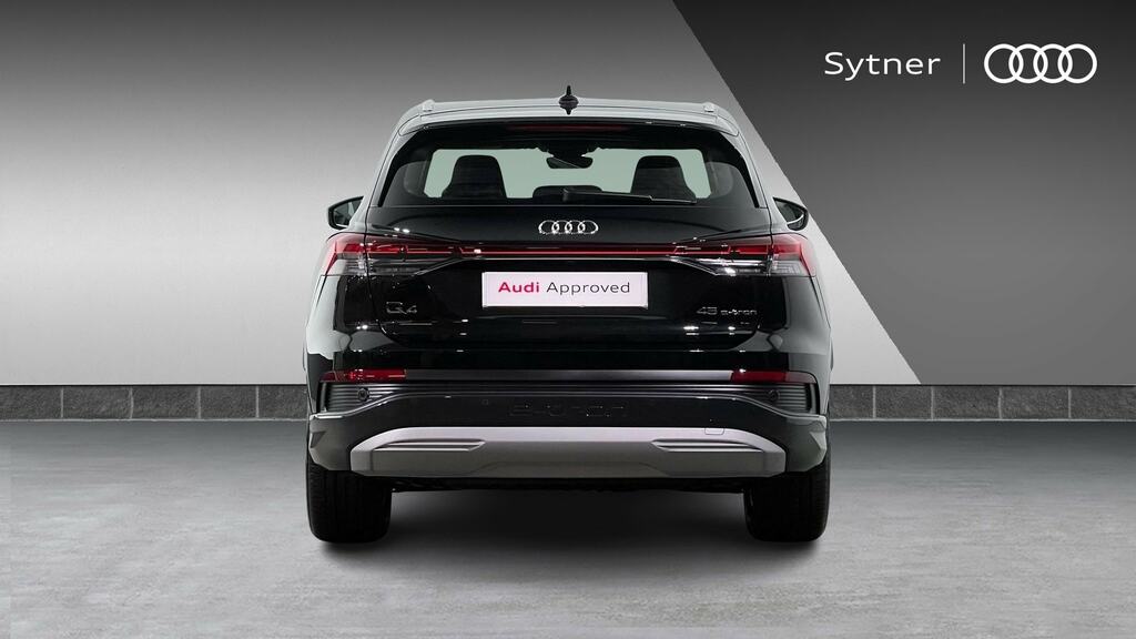 Audi Q4 E Tron 210Kw 45 82Kwh Black Edition Grey #8