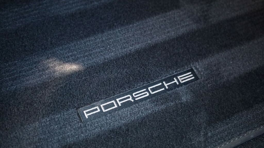 Porsche 911 Carrera Gts Pdk  #32