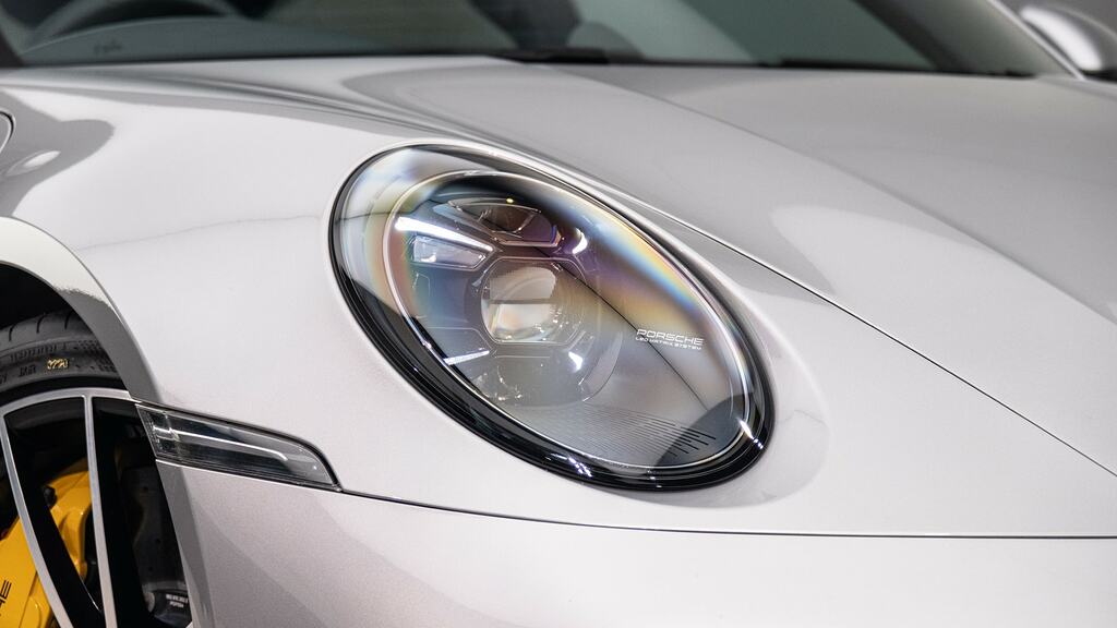 Porsche 911 2dr Pdk Blue #21