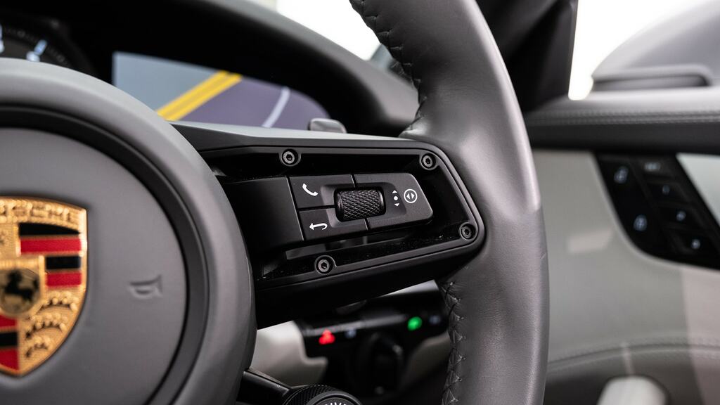 Porsche 911 2dr Pdk Blue #39