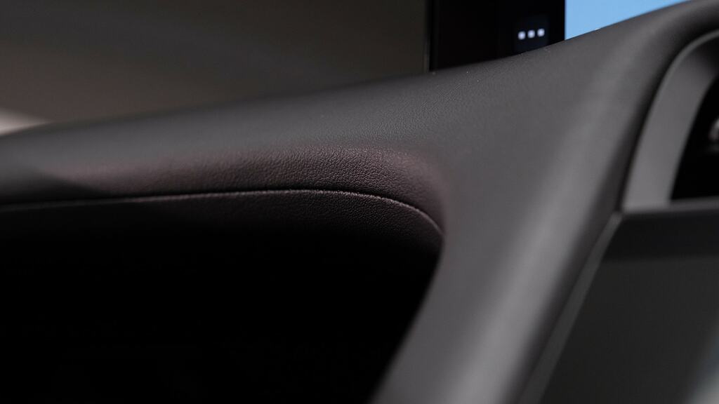 Porsche Taycan Turbo Black #32