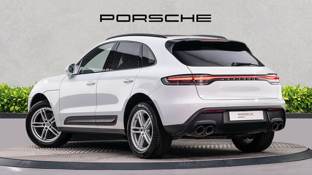 Porsche Macan 5dr Pdk White #5