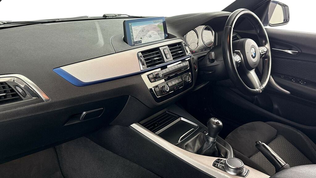 BMW 1 Series Hatchback Blue #7