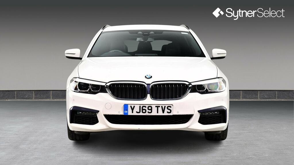 BMW 5 Series 520I M Sport White #4