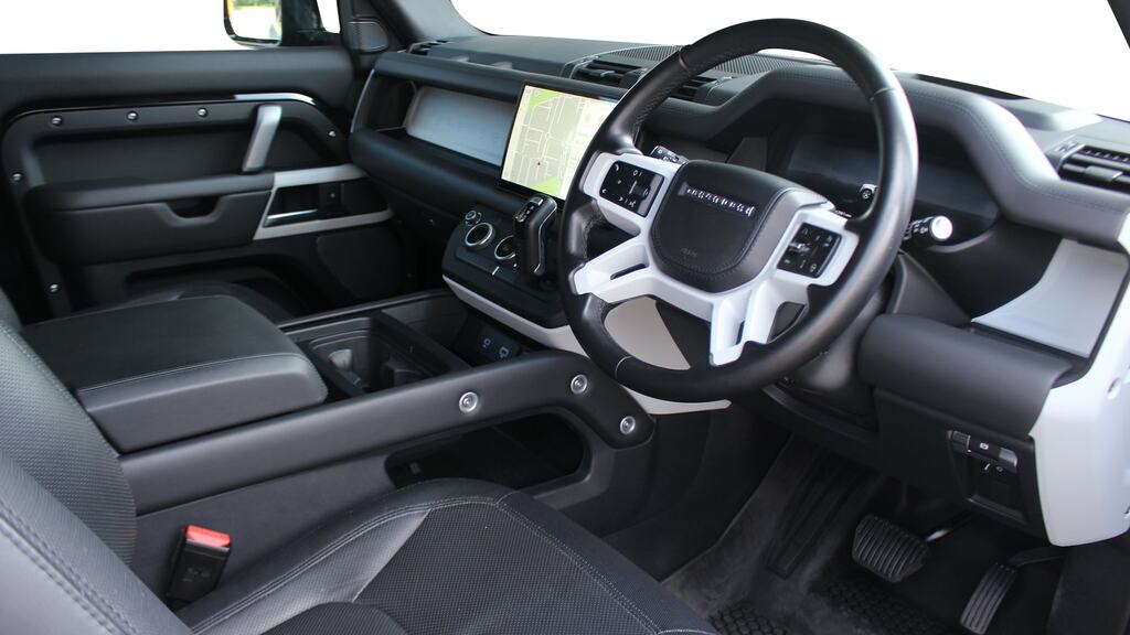 Land Rover Defender 90 3.0 D300 Hard Top X-dynamic Hse Black #6