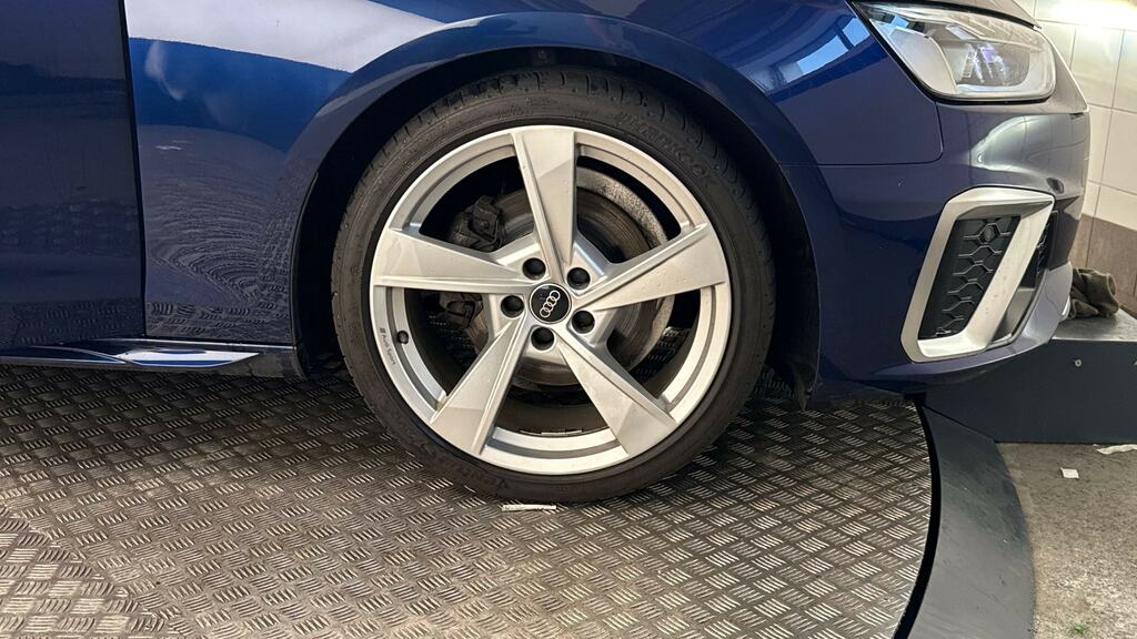 Audi A4 Avant 35 Tfsi S Line S Tronic BT72MWX Blue #5
