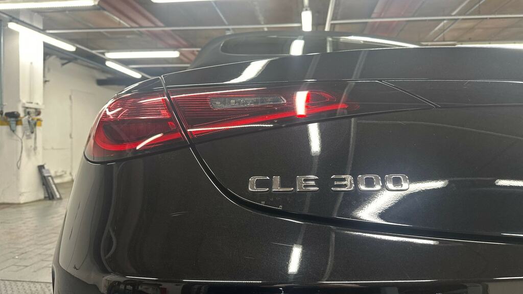 Mercedes-Benz 300 Cle 300 E Premier Edition Coupe Black #23