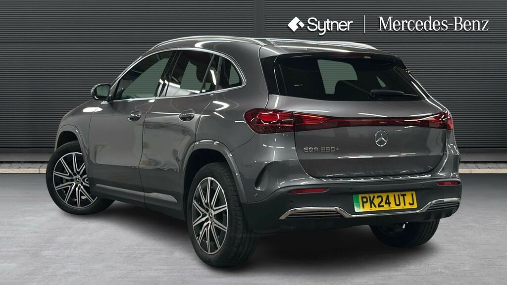 Mercedes-Benz EQA Eqa 250 140Kw Amg Line Executive 70.5Kwh Grey #2