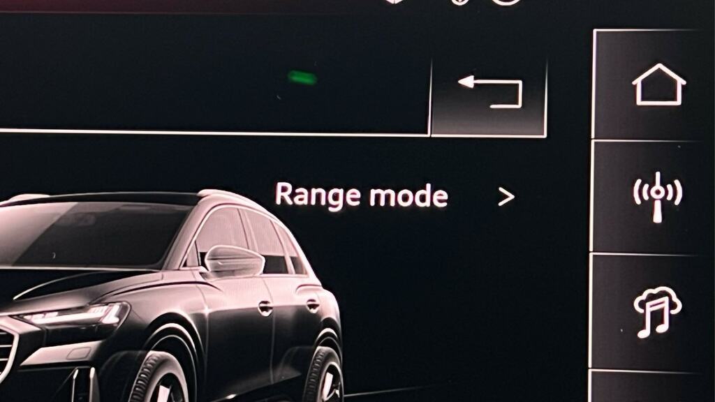 Audi Q4 E Tron 40 Sport 5-Door 63Kwh Black #32