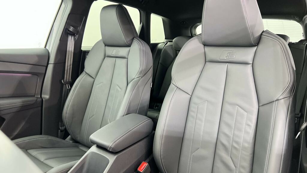 Audi Q4 E Tron 40 Sport 5-Door 63Kwh Black #15