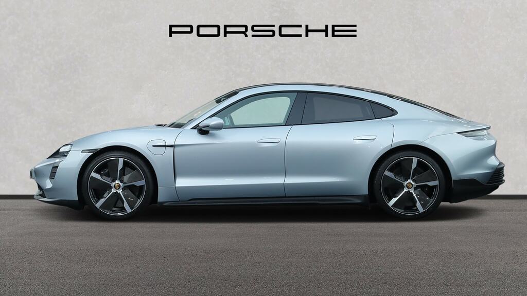 Porsche Taycan 560Kw Turbo S 93Kwh Silver #4
