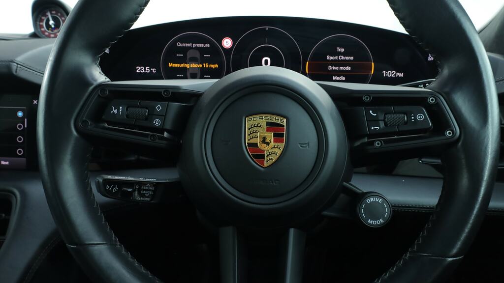 Porsche Taycan Performance Plus 93.4Kwh 4S White #11