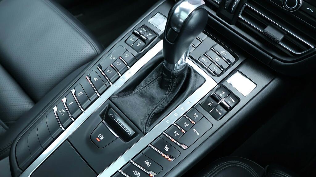 Porsche Macan Macan Semi-auto Blue #10