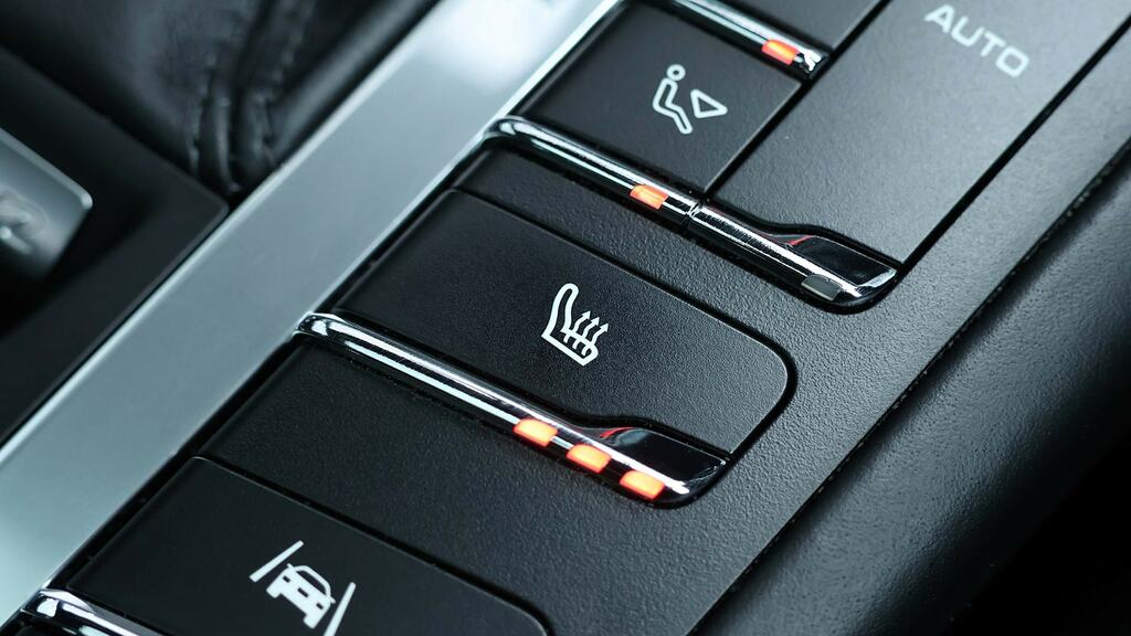 Porsche Macan Macan Semi-auto Blue #15