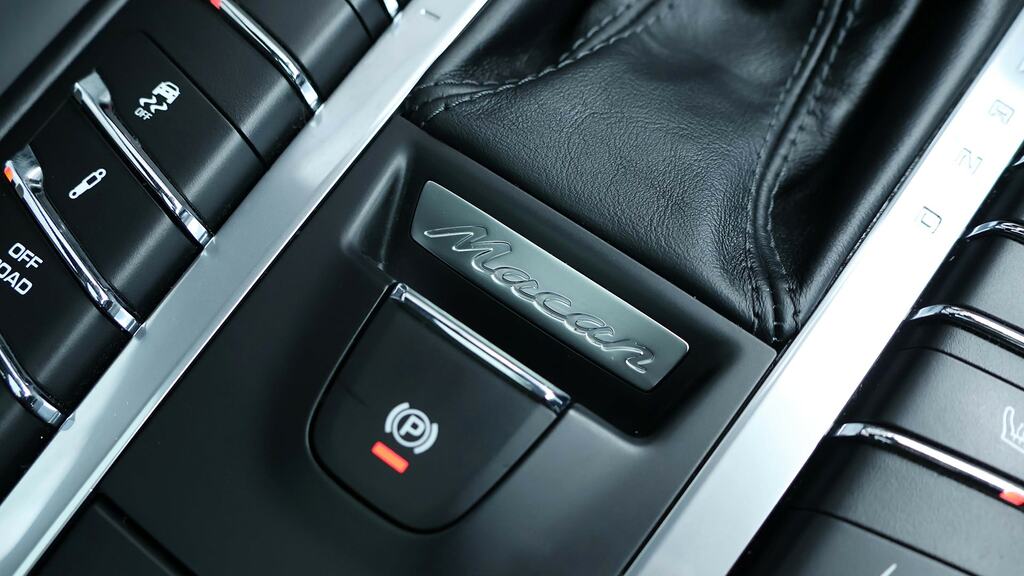 Porsche Macan Macan Semi-auto Blue #20