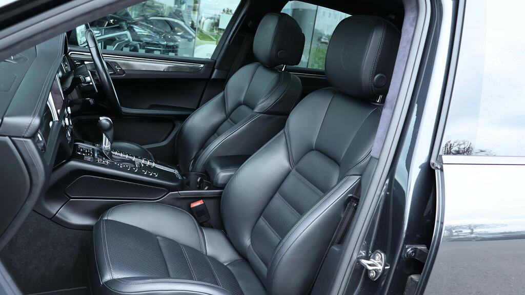 Porsche Macan Macan Semi-auto Blue #13