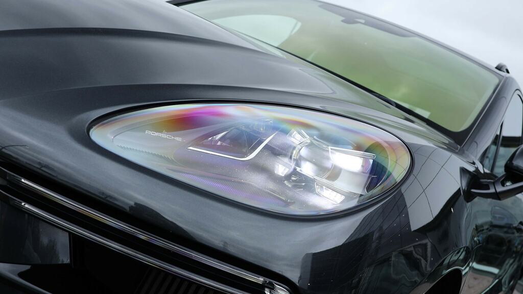 Porsche Macan Macan Semi-auto Blue #32