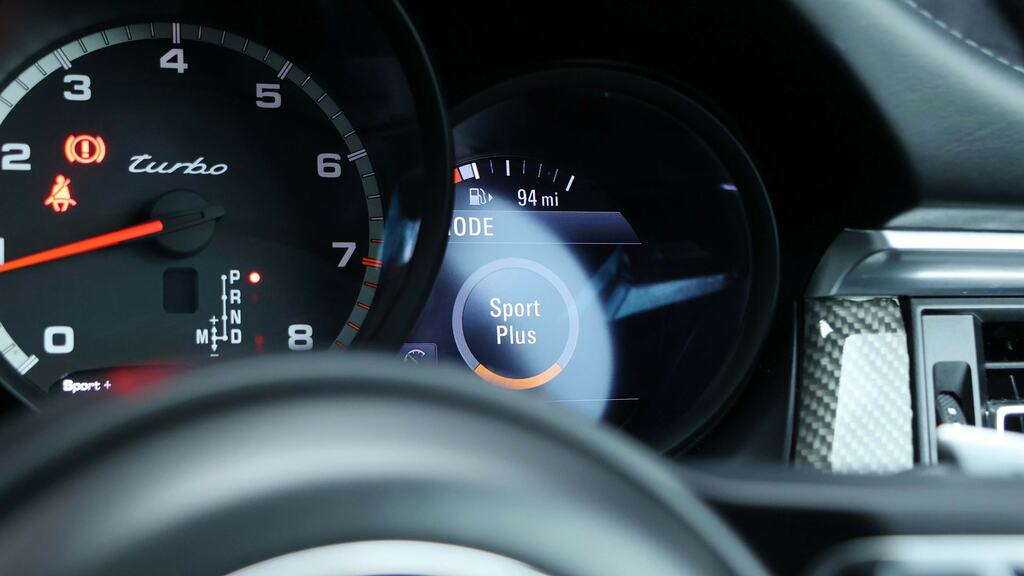 Porsche Macan Macan Semi-auto Blue #18