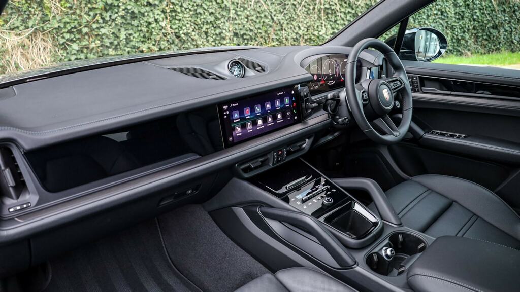 Porsche Cayenne V6 E-hybrid 25.9Kwh Black Edition Tiptronics Euro Grey #10