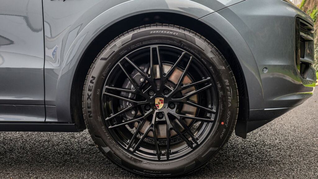 Porsche Cayenne E-hybrid Black Edition Tiptronic S Grey #6