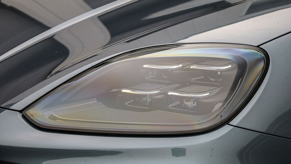 Porsche Cayenne V6 E-hybrid 25.9Kwh Black Edition Tiptronics Euro Grey #36
