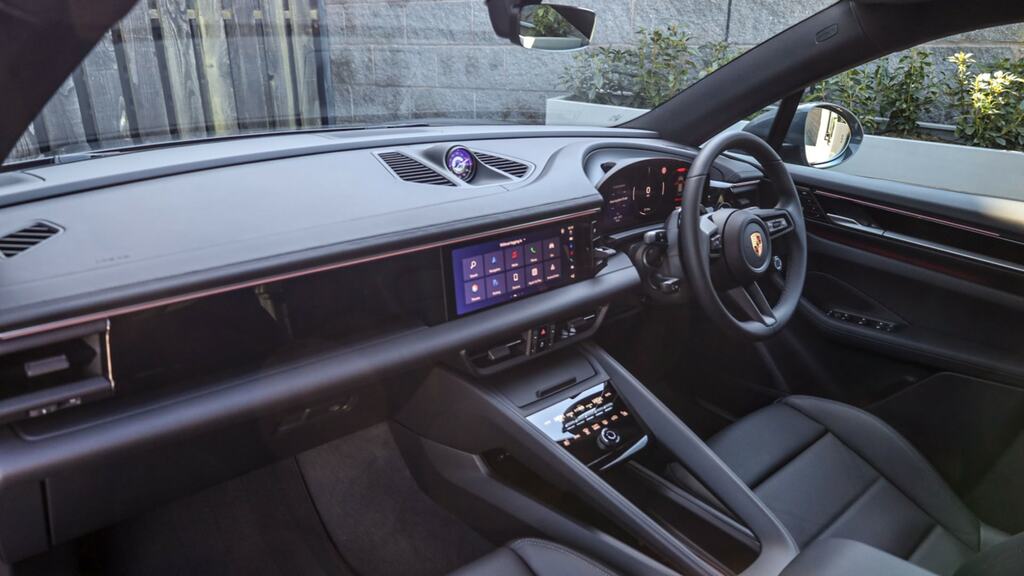 Porsche Macan Pdk Euro 6 Black #10