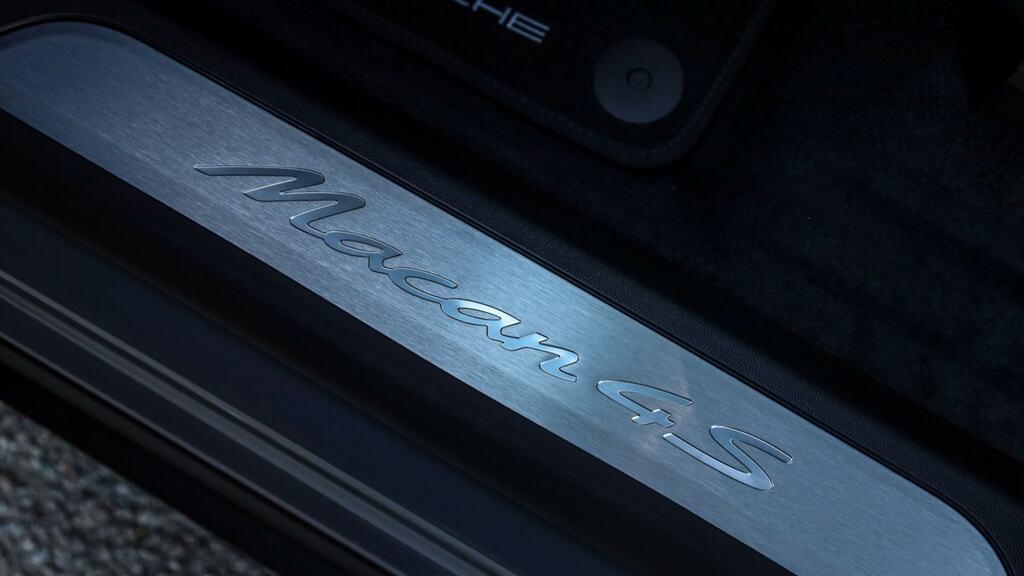 Porsche Macan Pdk Euro 6 Black #30