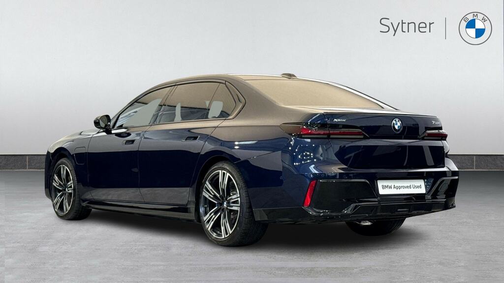 BMW 7 Series 750E Xdrive M Sport Blue #2