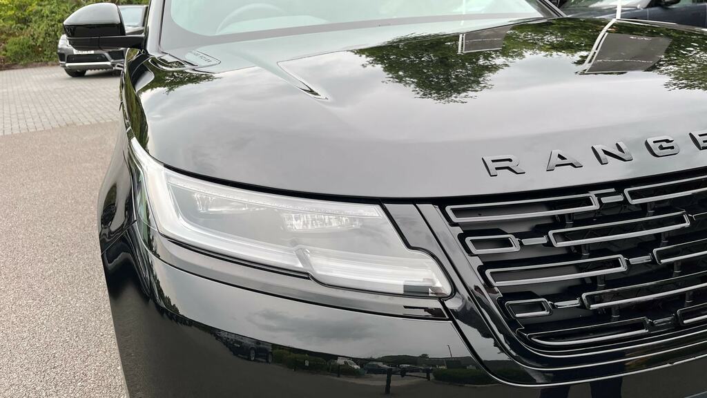 Land Rover Range Rover Velar Dynamic Se Grey #17